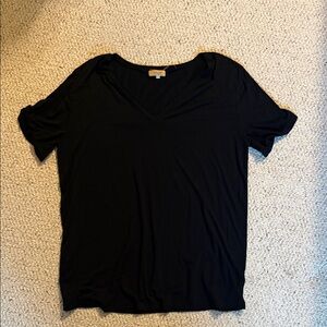 Piko 1988 Classic Black V-Neck Tee